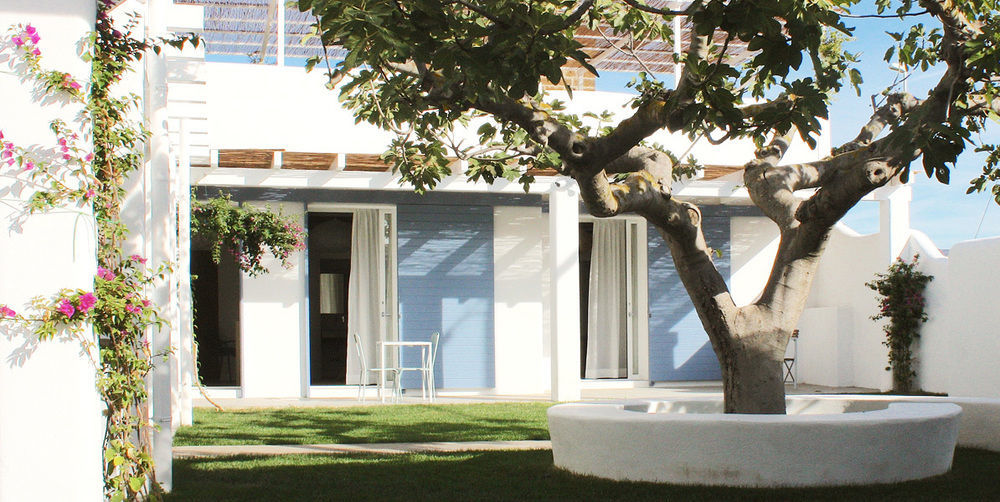 Hotel Intorno Al Fico Fiumicino Bagian luar foto